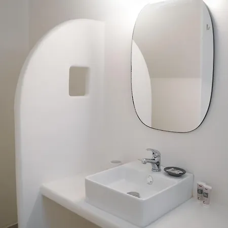 Adelfia 3* Πάρος