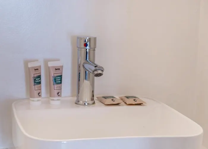 Πανσιόν Adelfia 3*