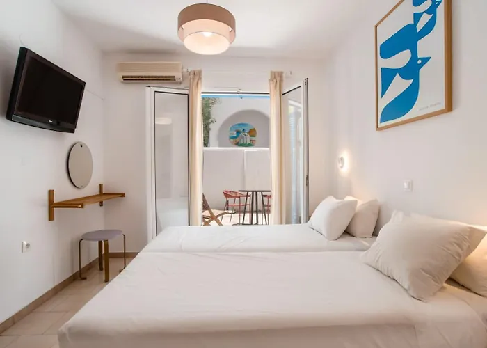 Adelfia Πανσιόν Πάρος