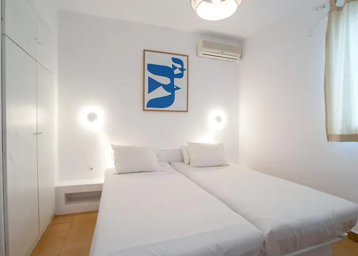 Adelfia 3* Πάρος