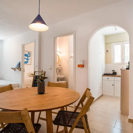 بيت ضيافة Adelfia باروس